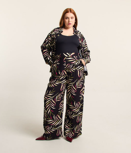 Pantalón de viscosa negro con estampado de hojas - Tallas grandes y curvas
