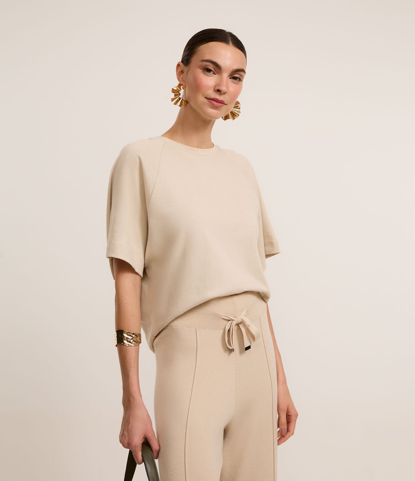 Camicetta in cotone beige con maniche ampie