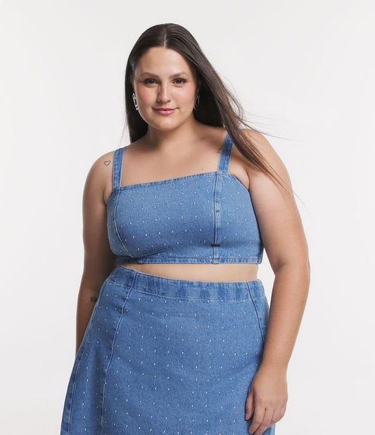Jeans blu Curve e taglie forti con brillantini applicati e schiena smockerata
