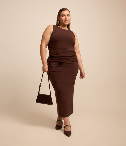 Vestito midi marrone in jersey con ruche laterali - Curve e taglie forti