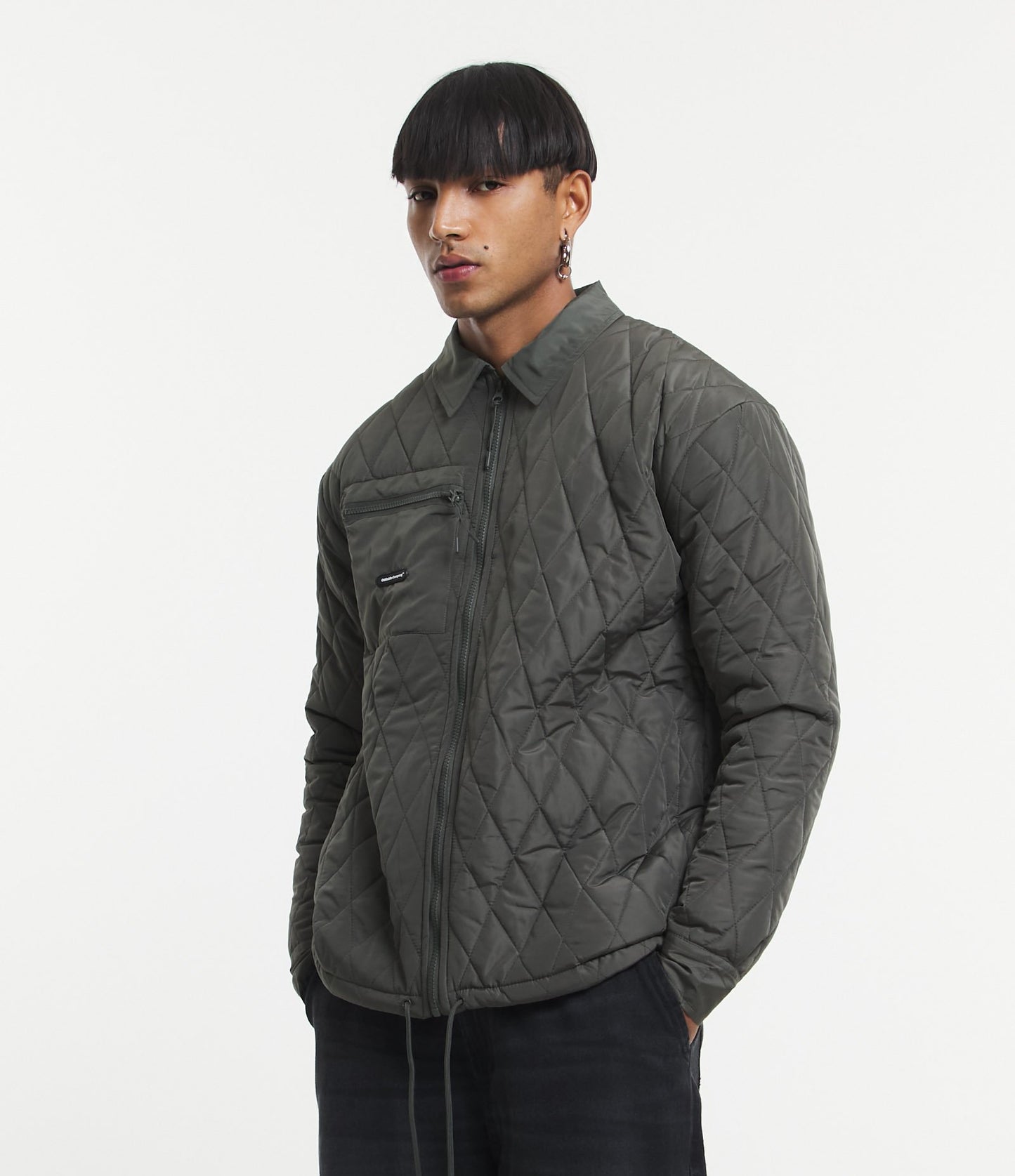 Jaqueta oversized de poliamida texturizada com bolso verde-oliva