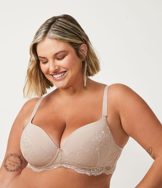 Sutiã de poliamida bege com enchimento e sobreposição de renda - Curve e Plus Size