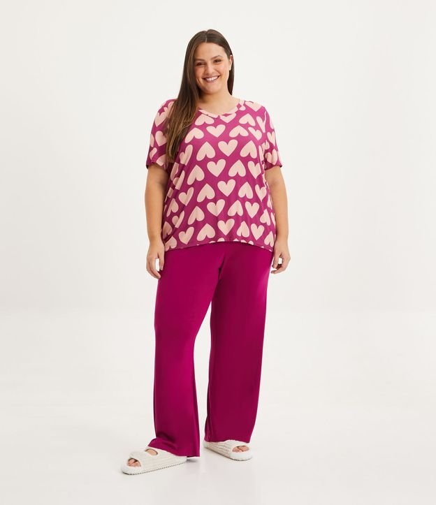 Pijama longo de viscose com estampa de coração, tamanho grande e curvilíneo, rosa