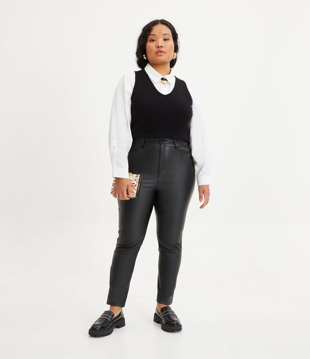 Calça jeans skinny com revestimento preto Curve & Plus Size