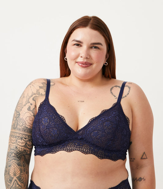 Bralette de renda azul sem enchimento - Curve e Plus Size