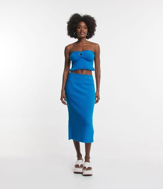 Saia midi de malha azul com fenda