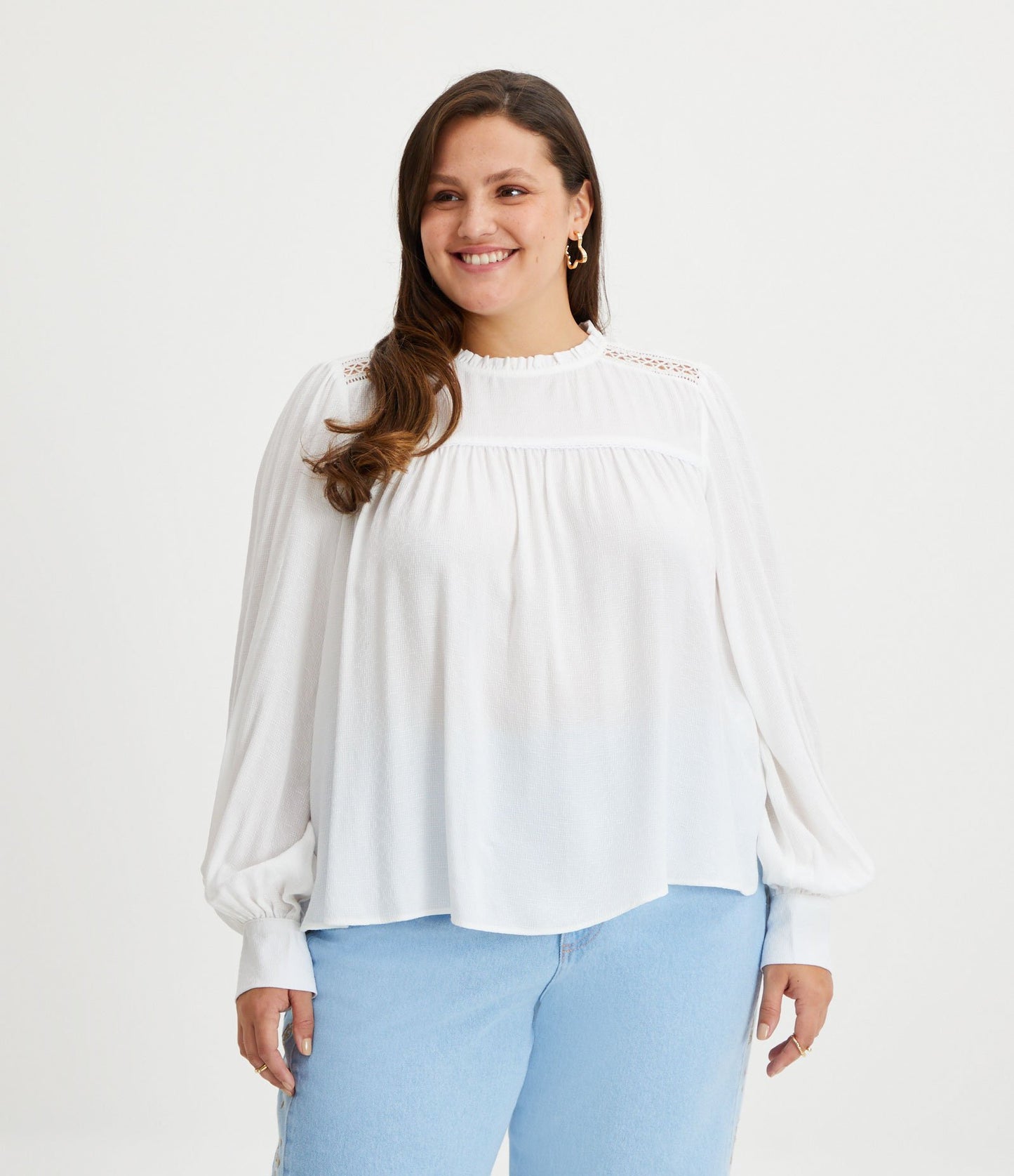 Blusa de viscose com detalhes, Curve e Plus Size, branca