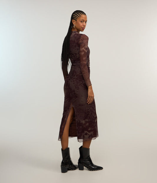 Vestito grigio a maniche lunghe in tulle con stampa astratta