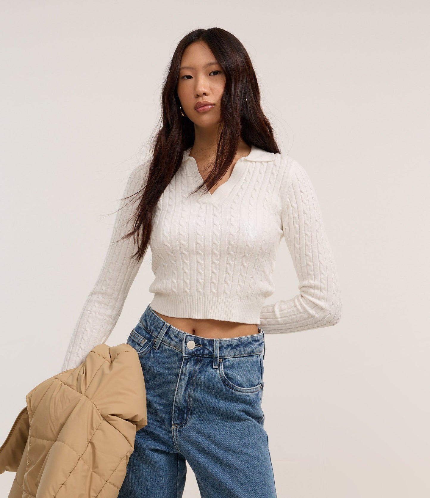 Maglione bianco con collo a polo e maglia testurizzata