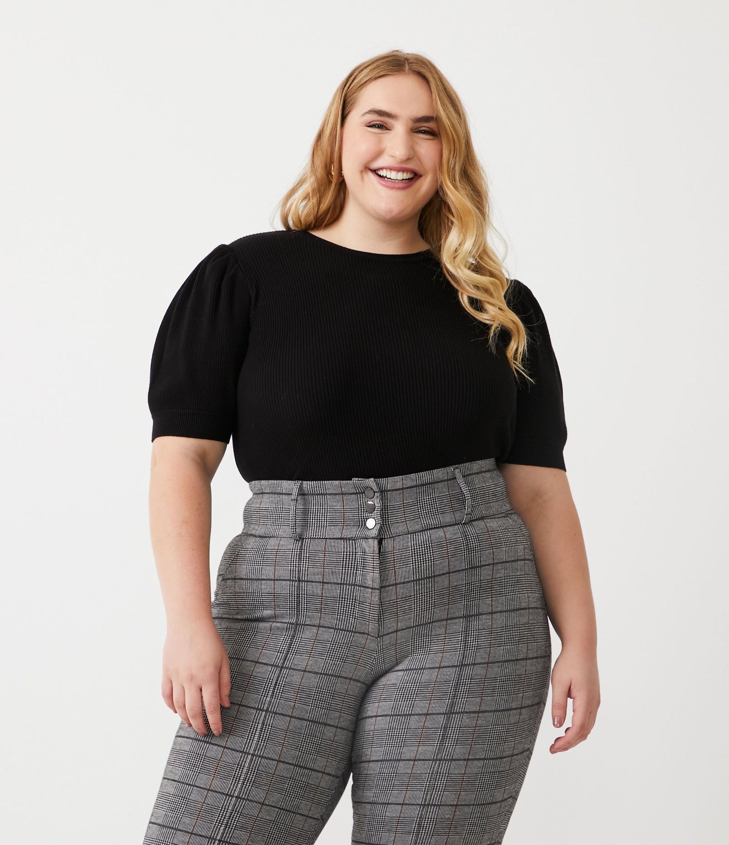 Suéter de malha preto com mangas bufantes - Curve e Plus Size