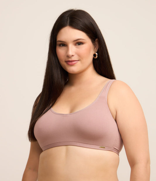 Sujetador de tallas grandes y curvas beige sin relleno y tirantes acolchados