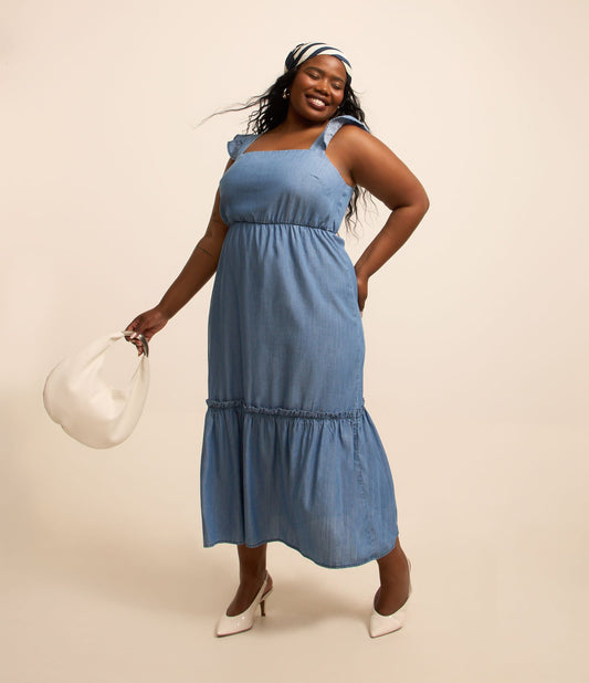 Vestido midi de jeans claro com babados, Curve & Plus Size, azul