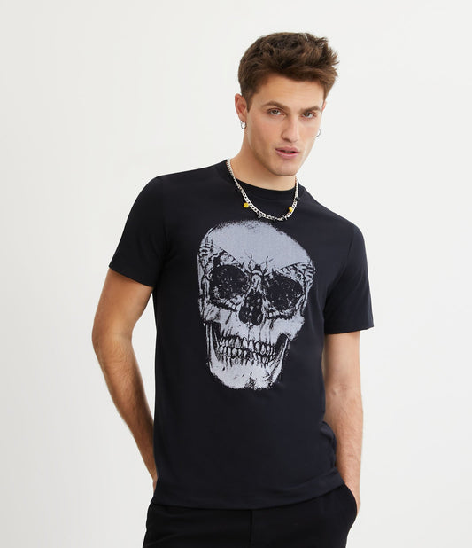 Camiseta regular fit de media malla con estampado de calavera de mariposa negra
