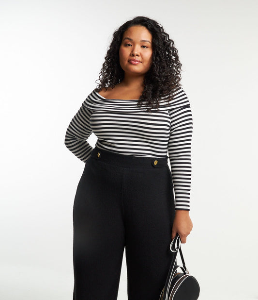 Top a righe a costine fuori dalla spalla Ashua Curve e taglie forti Nero/Bianco