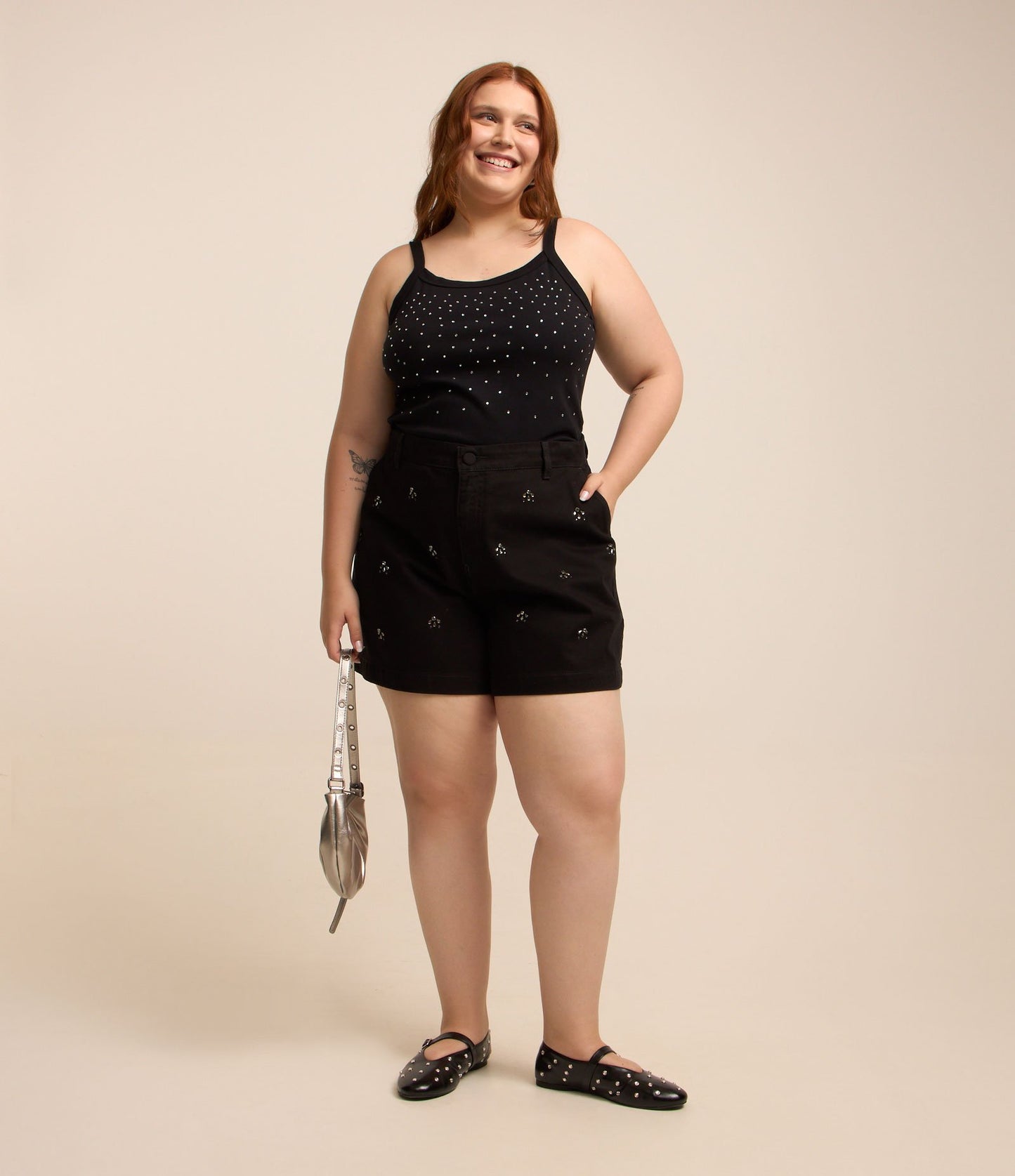 Pantaloncini di jeans neri con cristalli - Curve e taglie forti