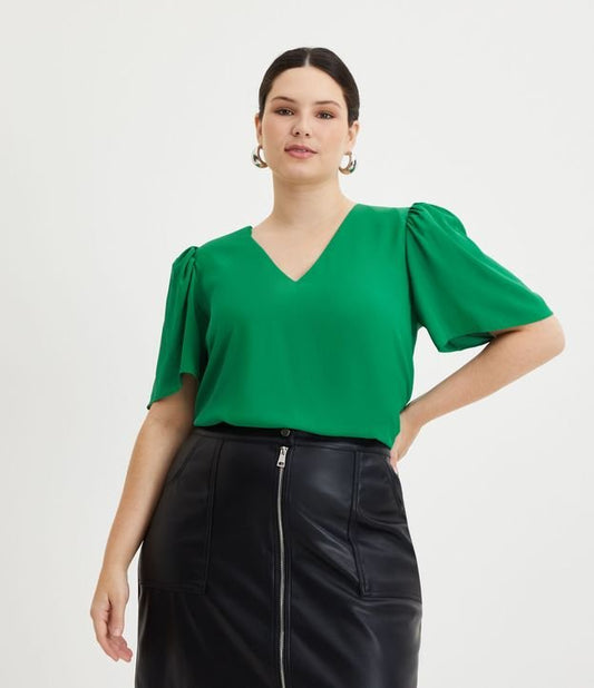 Blusa básica de crepe com mangas bufantes, Curve & Plus Size, verde