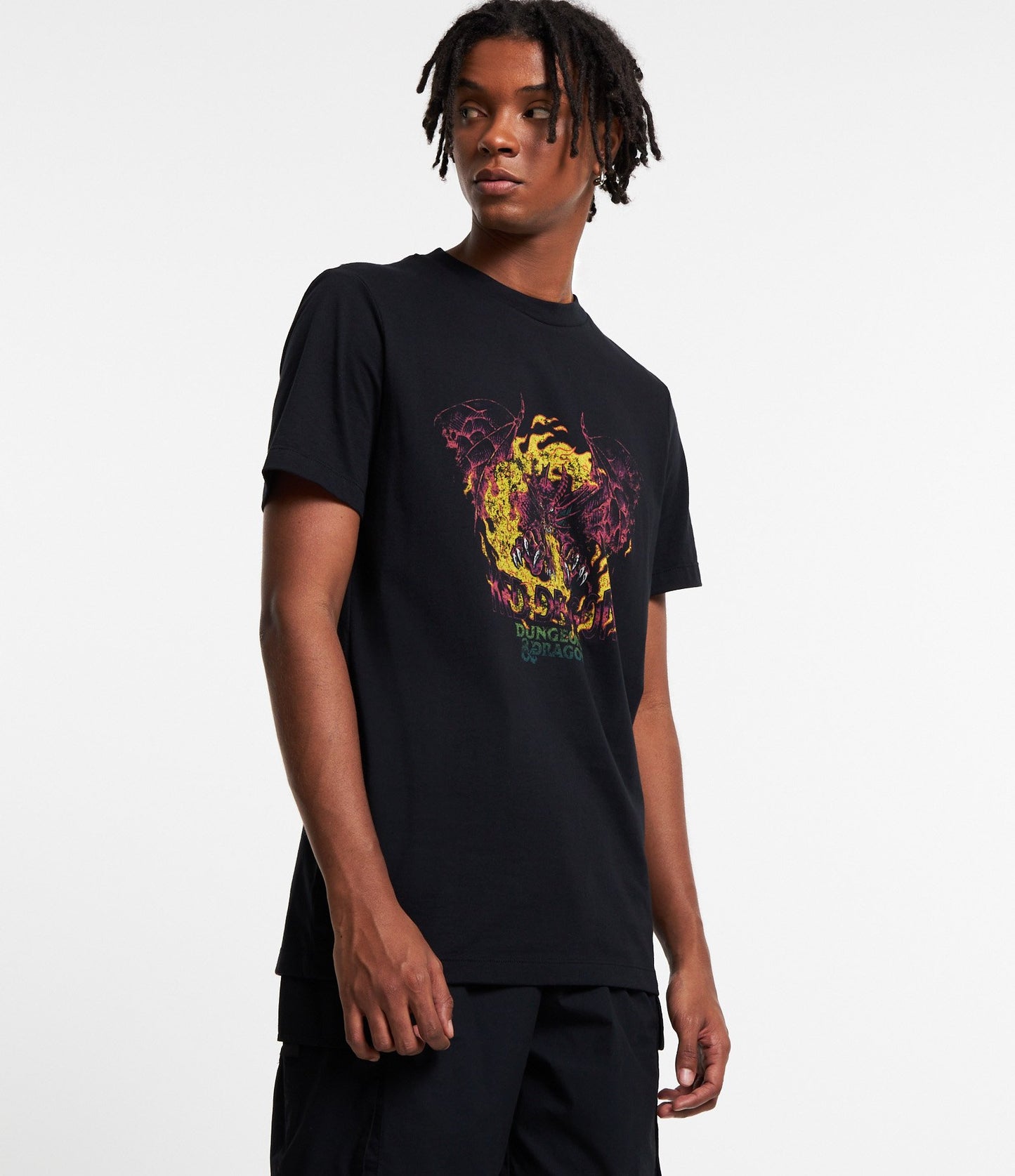 Camiseta Regular Fit de algodão com estampa RPG Dungeons and Dragons em preto