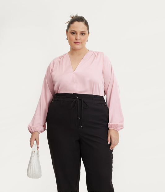 Camicetta in raso con fascia anteriore e taglie forti rosa