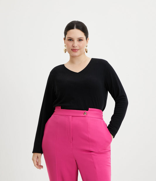 Camicetta Basic a coste con scollo a V Curve & Plus Size Nero