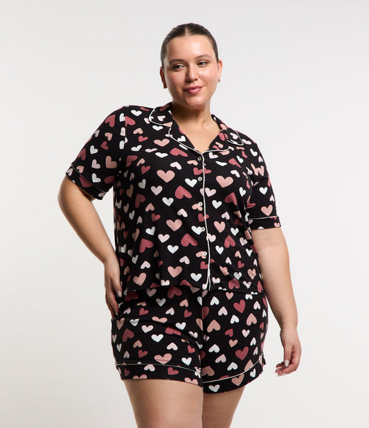 Pijama americano curto em viscose estampada com corações, Curve e Plus Size, preto