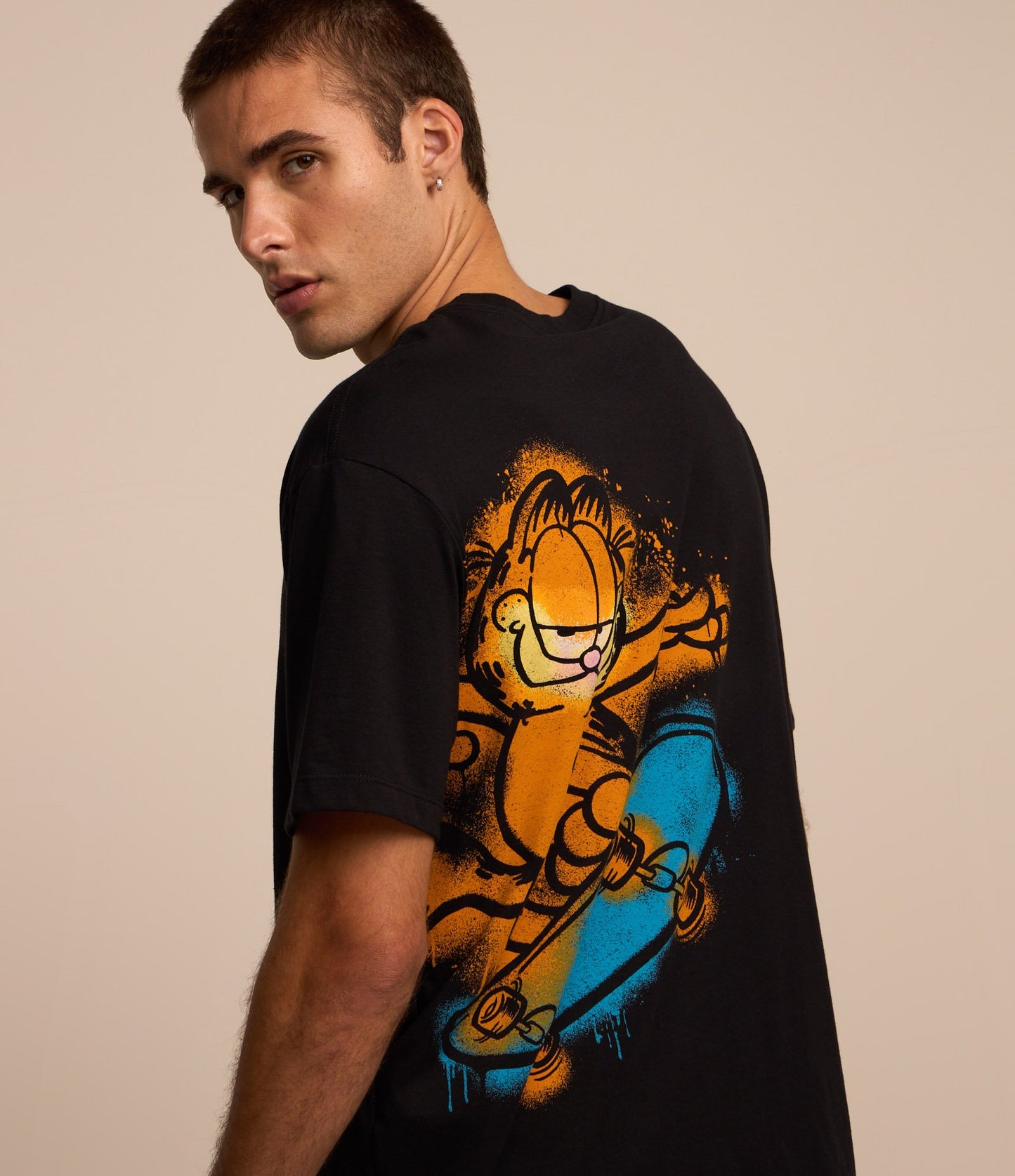 Relaxed Fit Cotton T-Shirt with Black Garfield Print