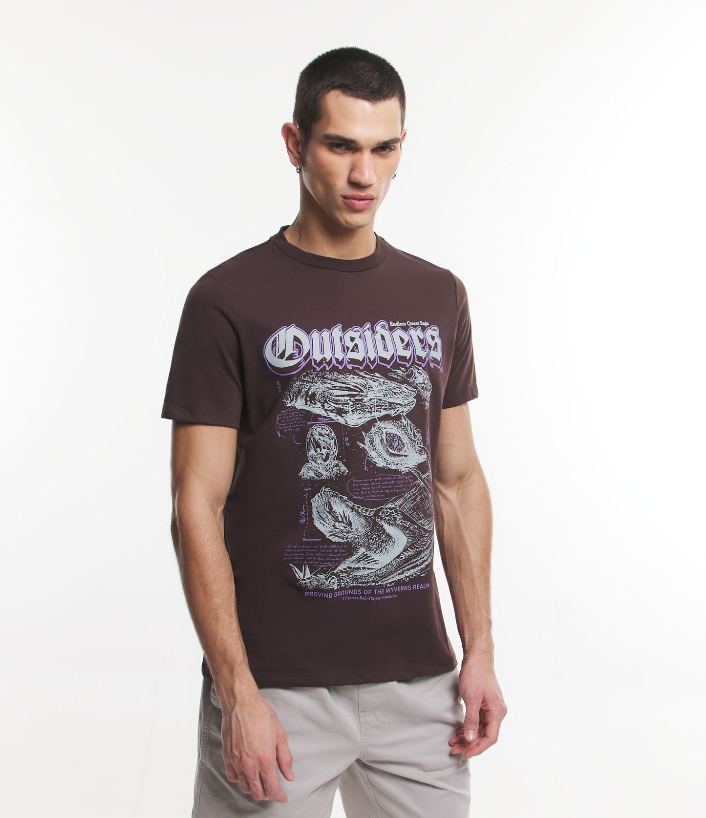 Camiseta Regular Fit em malha marrom com estampa Outsider Dragon