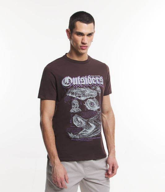 Camiseta Regular Fit em malha marrom com estampa Outsider Dragon