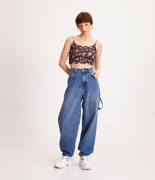 Jeans Balloon com bolsos e faixa lateral azul