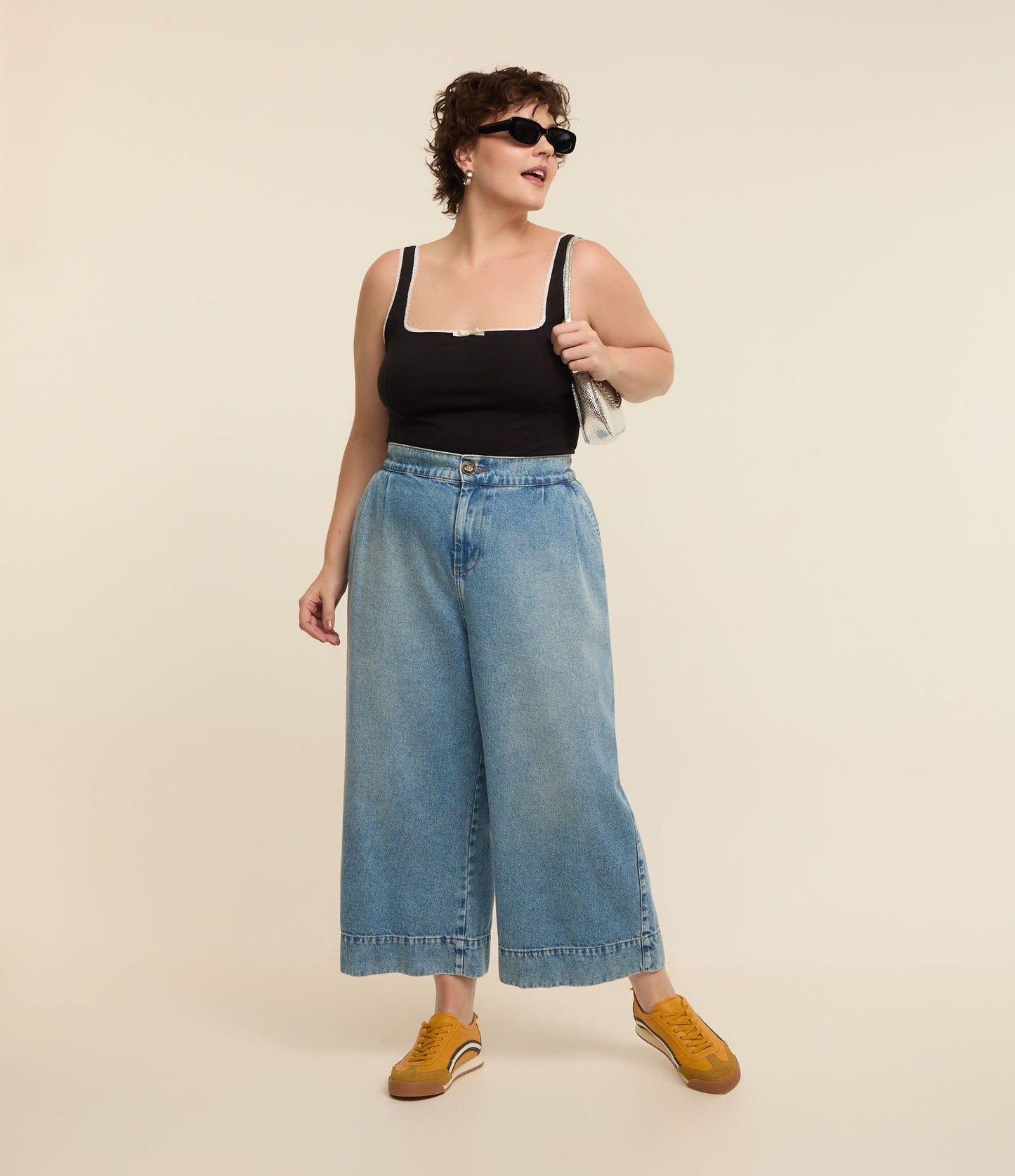 Pantaloni a zampa larga plissettati con elastico in vita - Jeans leggeri Curve e Taglie Forti