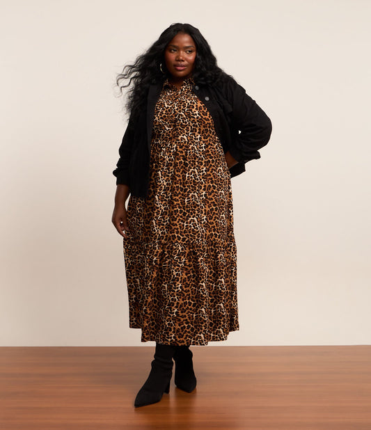 Vestido midi em crepe com estampa animal, Curve & Plus Size, marrom