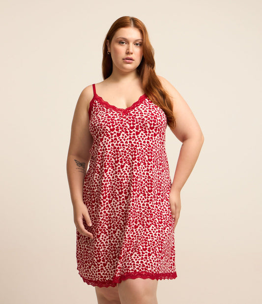 Camisola de lycra de viscose vermelha com estampa de corações - Curve e Plus Size