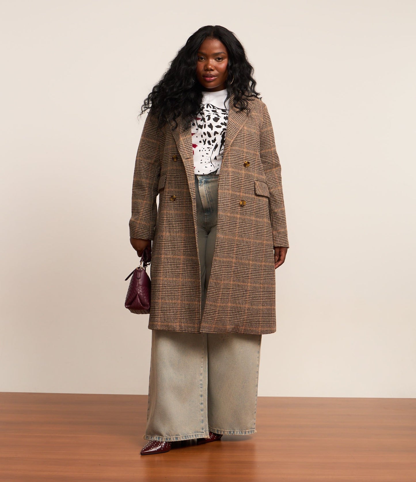 Cappotto lungo in Polivelour a scacchi in marrone - Curve e taglie forti