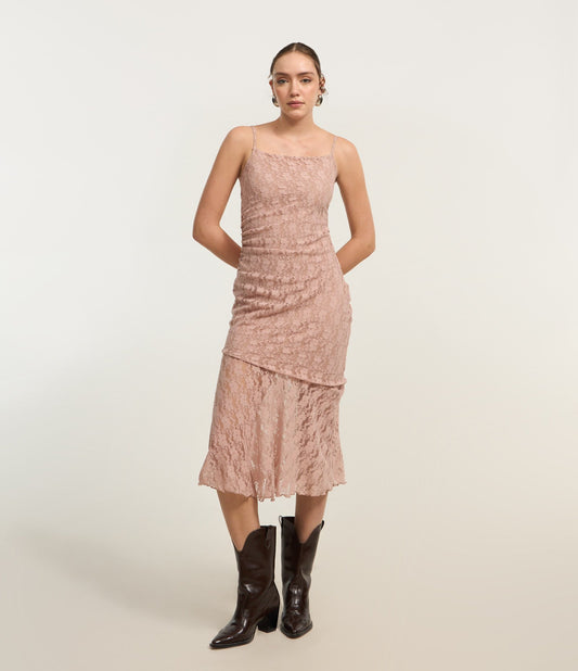 Vestito midi in pizzo rosa con design drappeggiato e orlo asimmetrico