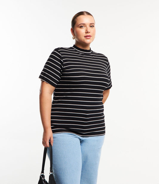 Blusa de manga curta listrada com nervuras Curve & Plus Size Black