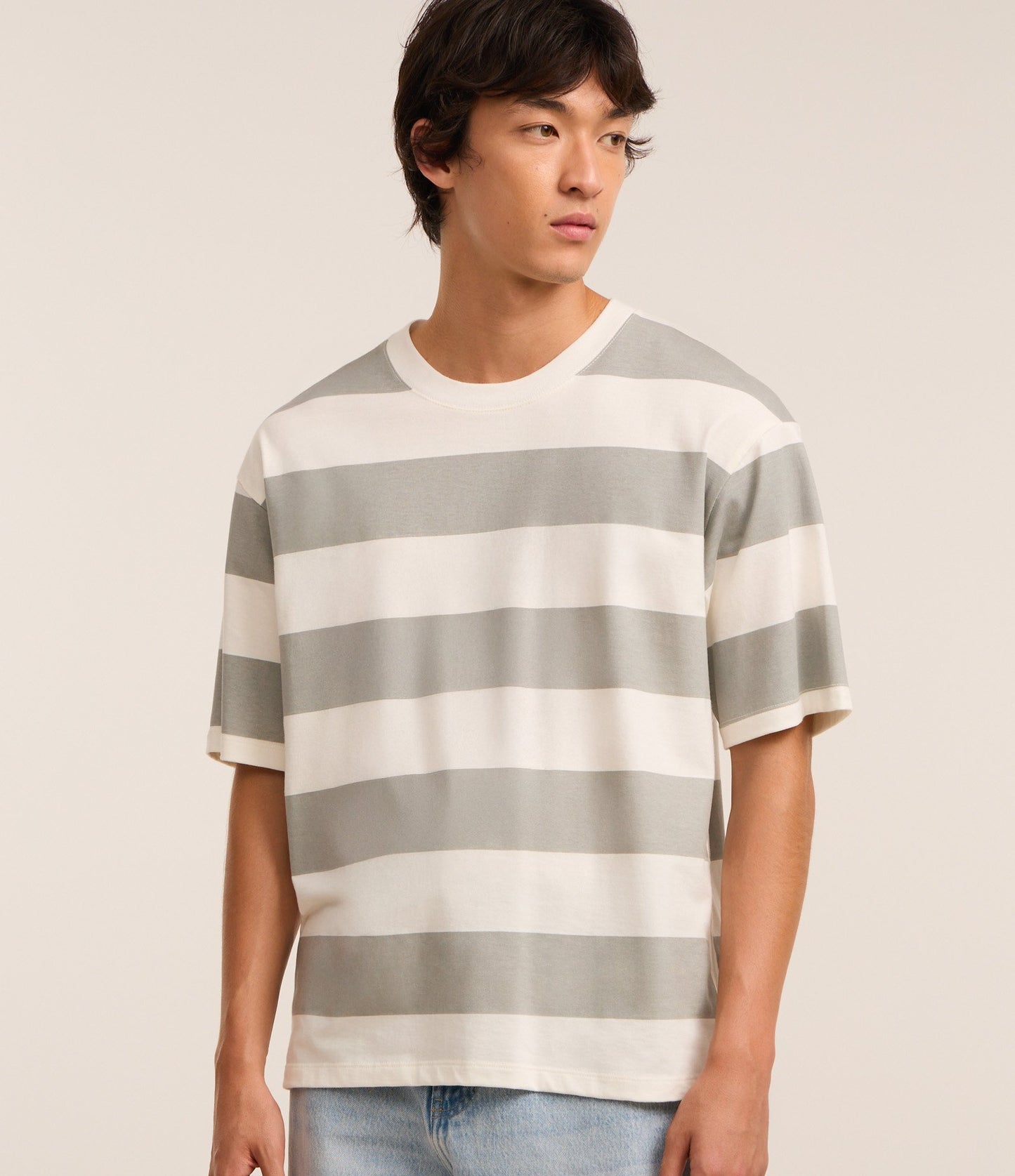 Camiseta de algodón con estampado de rayas anchas grises