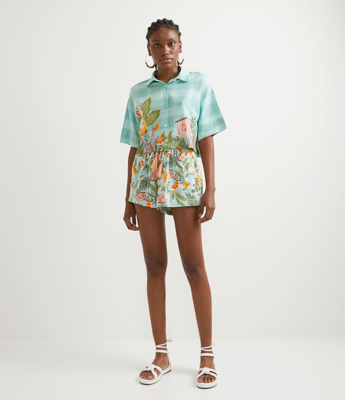 Pantalón Corto Clochard de Lino con Estampado Paraíso, Cintura Elástica y Lazo Azul