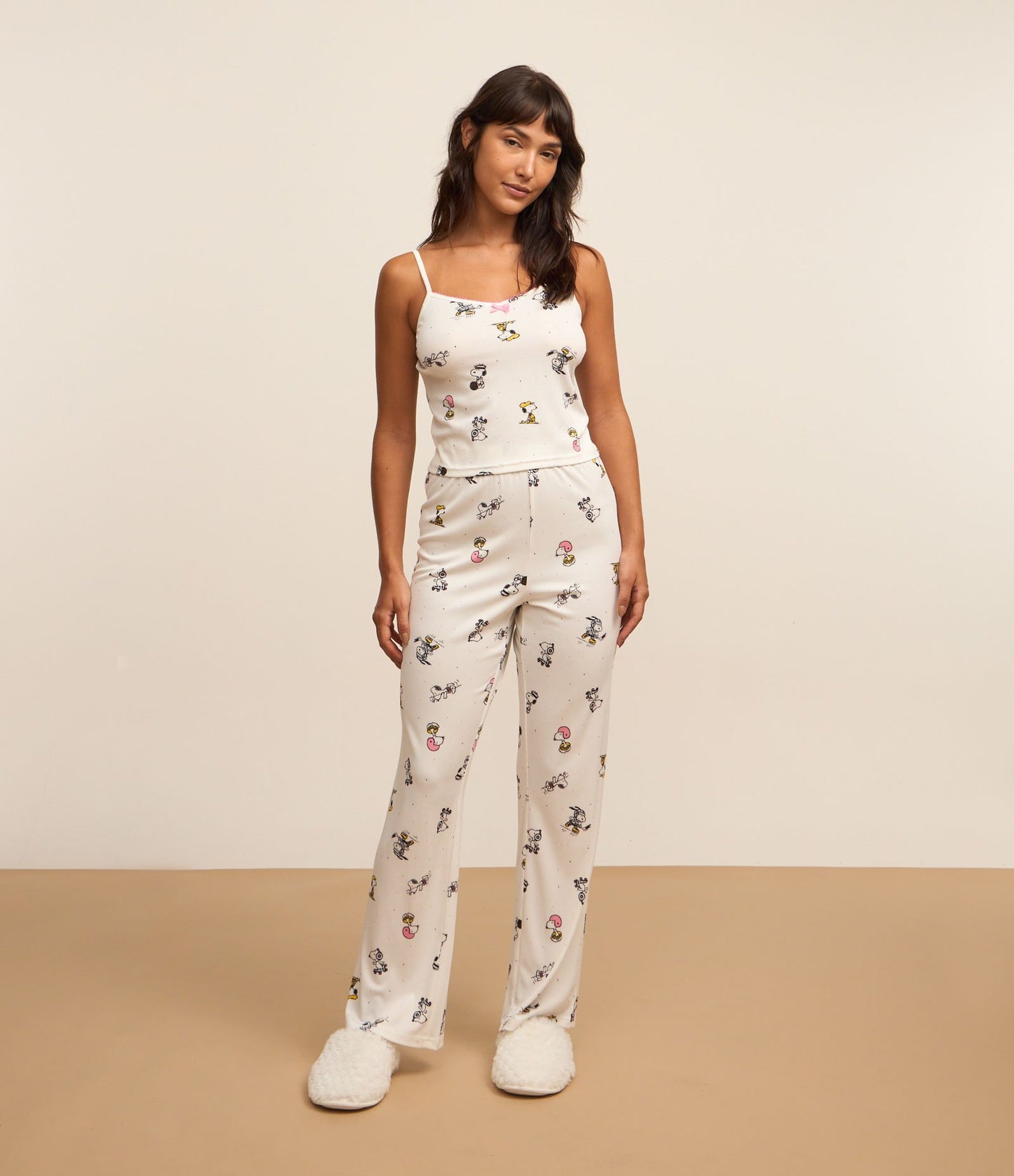 Pijama largo de canalé con estampado de Snoopy blanco