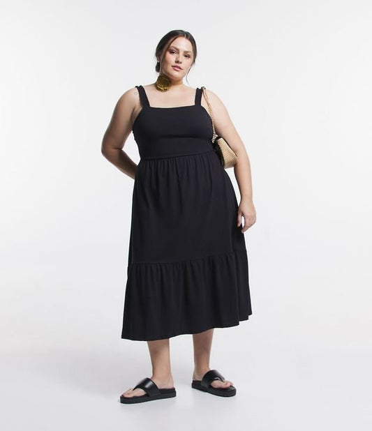 Vestito midi nero a mezza maglia con pieghe - Curve e taglie forti