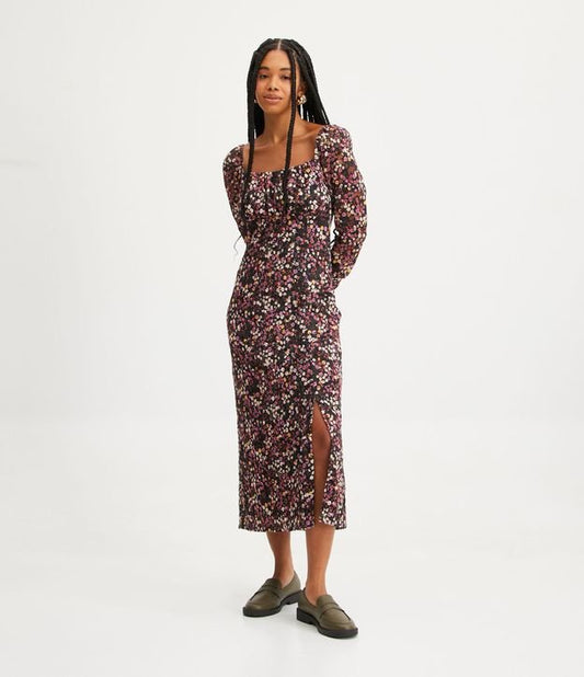 Nuovo abito midi in pizzo con busto increspato e stampa floreale multicolore