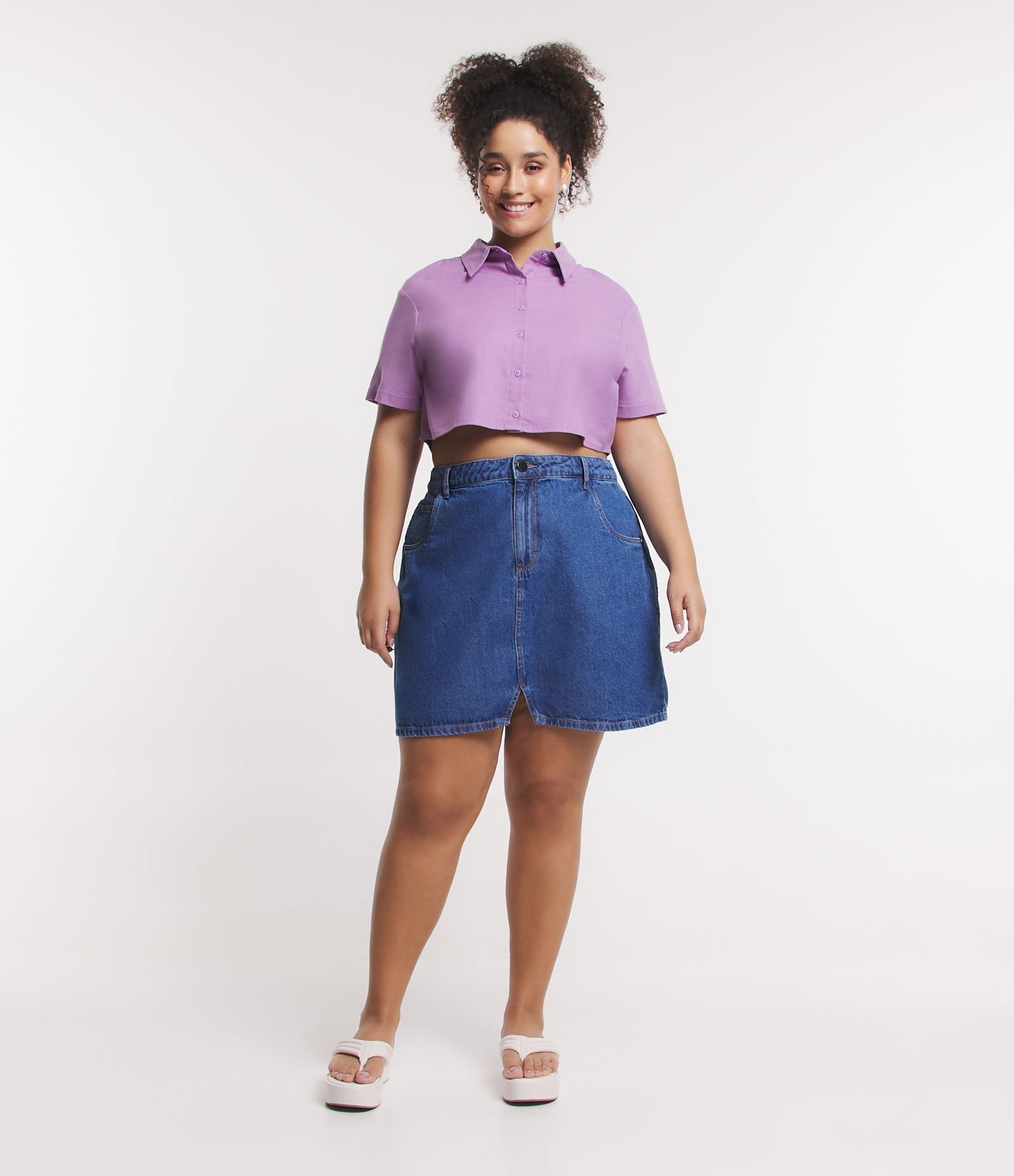 Saia jeans curta com bolsos e fenda - Curve & Plus Size Blue