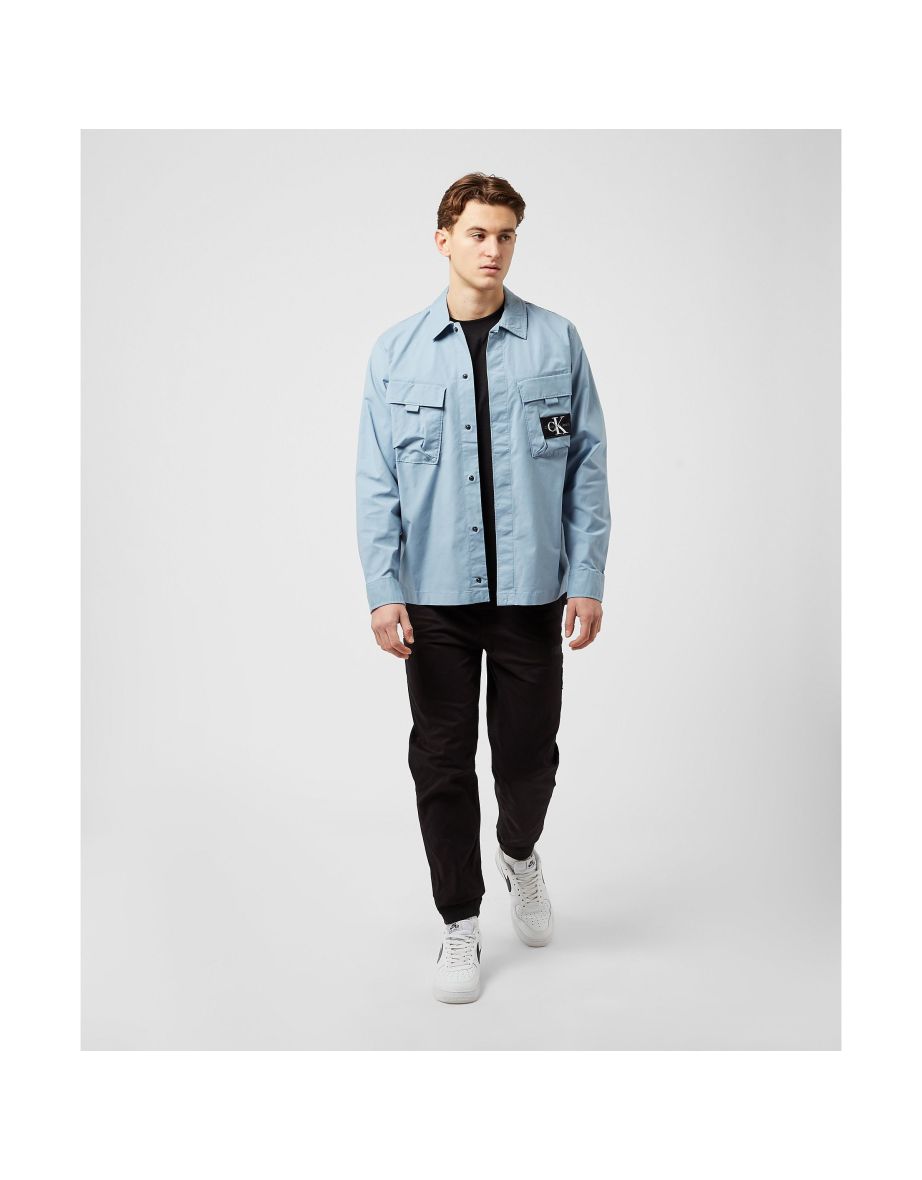 Camiseta masculina Calvin Klein Blue Cargo Overshirt