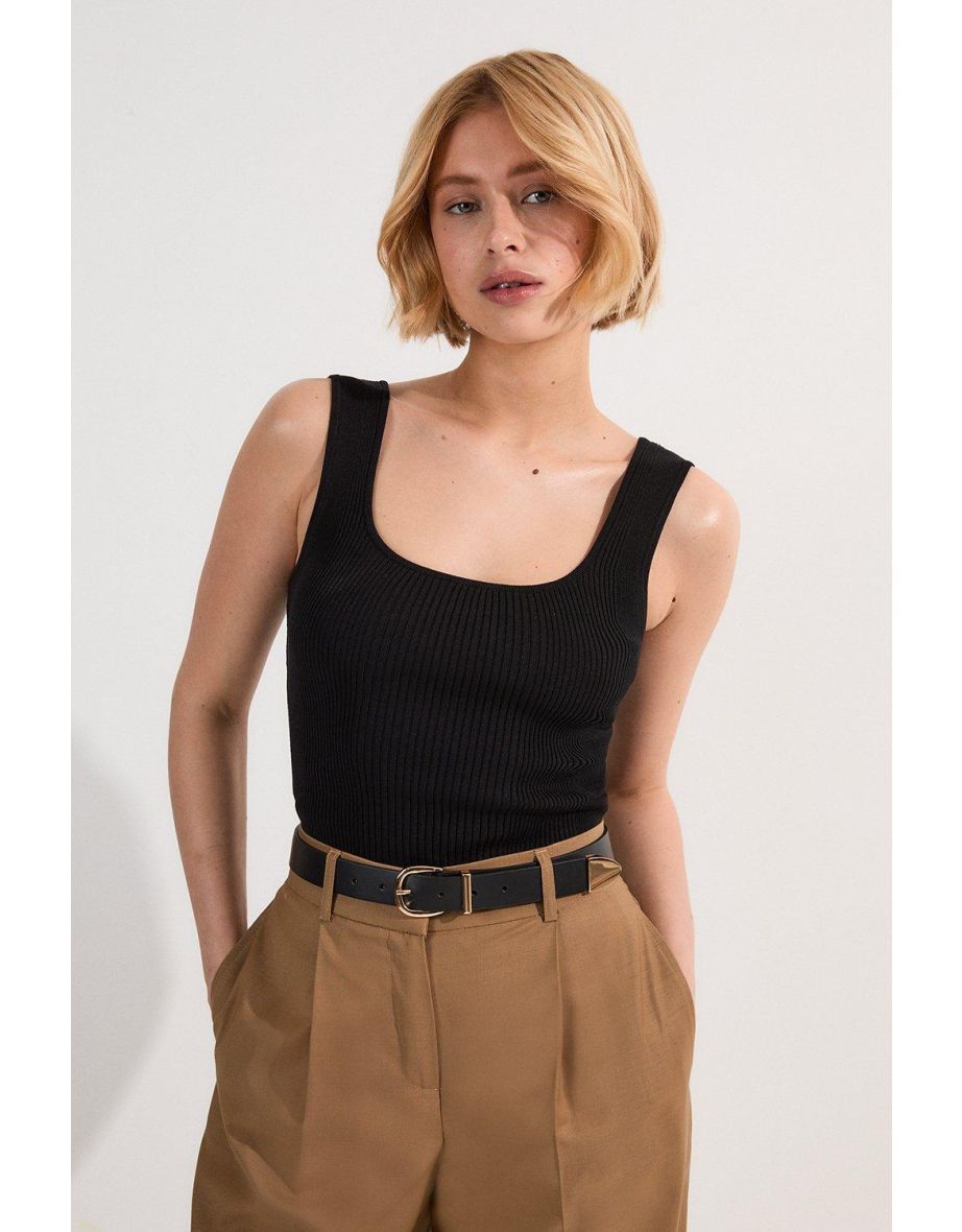 Gilet con collo quadrato in maglia a coste in misto viscosa