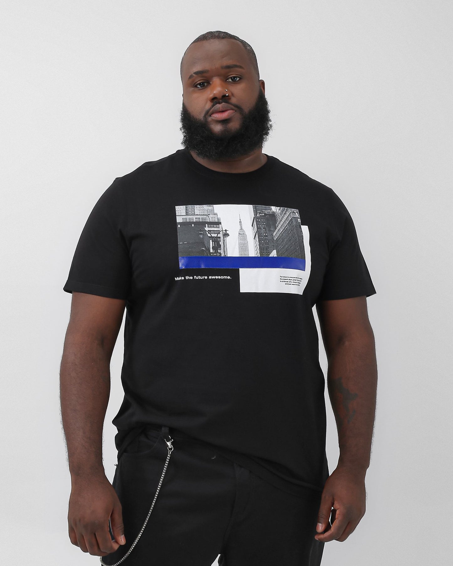 Maglietta uomo plus size nera Future Urban | Allman By Riachuelo