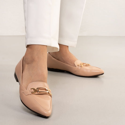 Mocassim Feminino com Biqueira Apontada e Fivela - Kult Bege