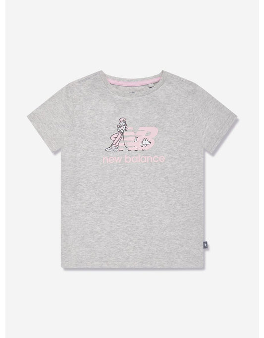 Camiseta gráfica "Dog Walker" para meninas da New Balance em cinza