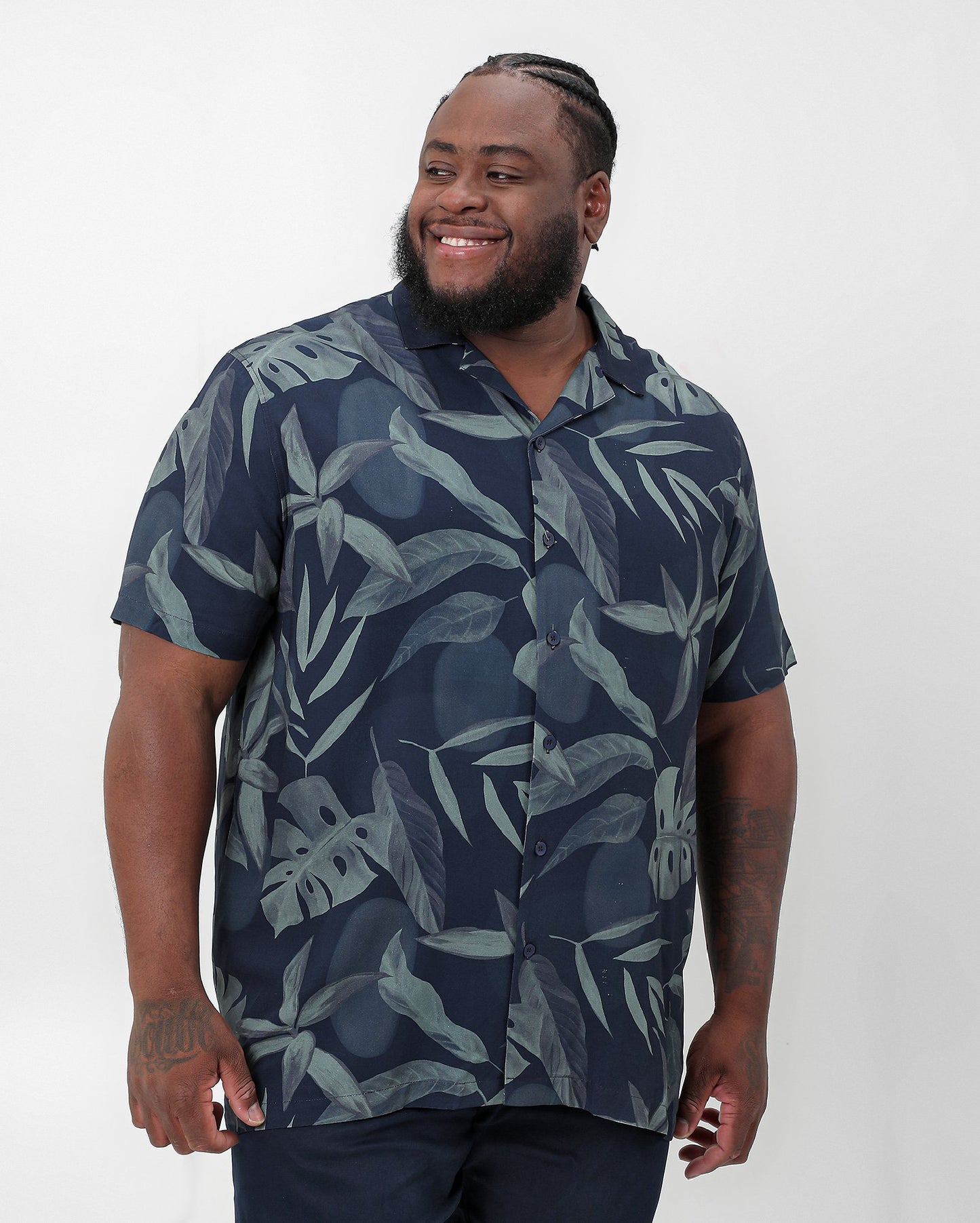Camisa masculina plus size Blue Foliage Bowling | Original Plus da Riachuelo