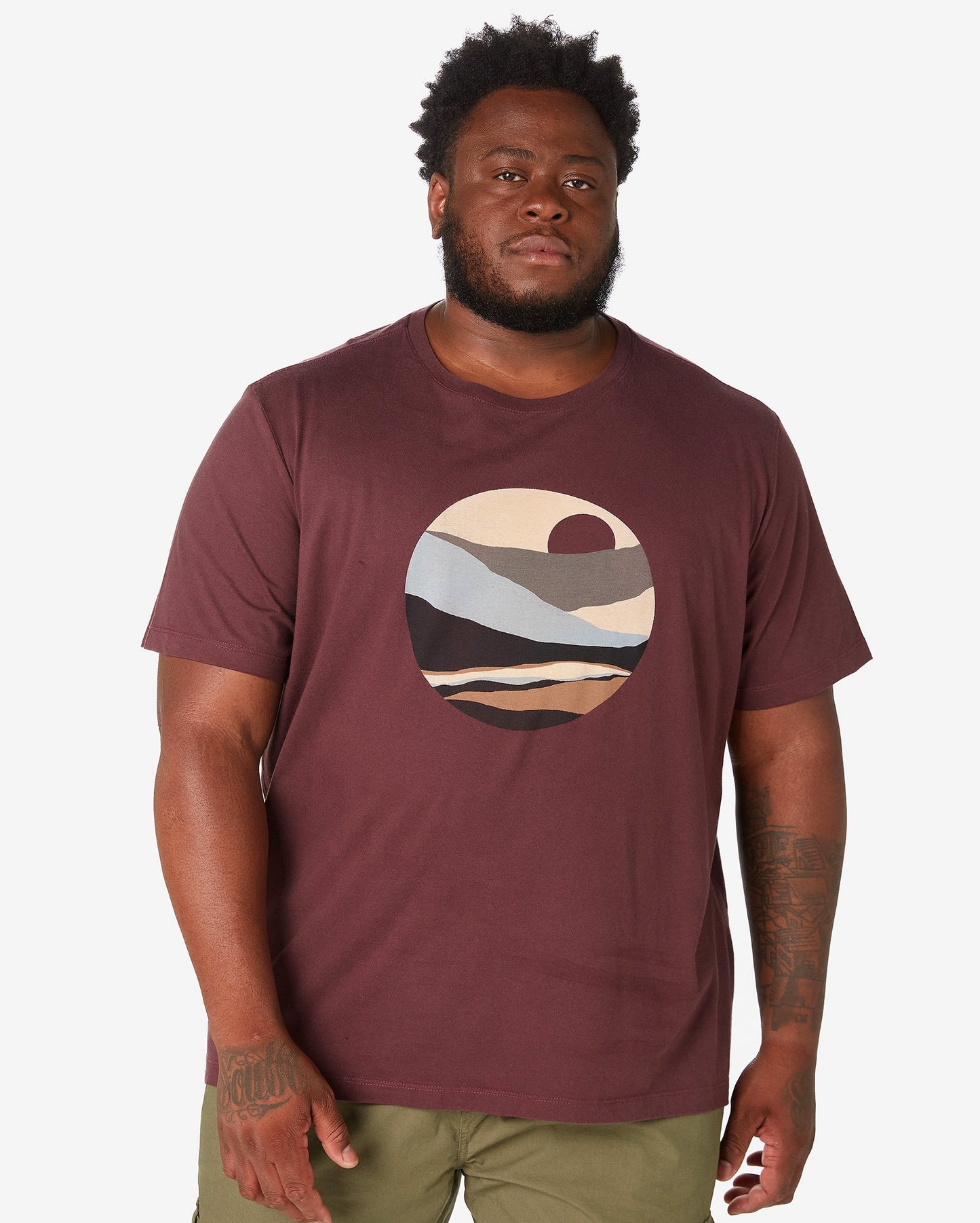 Camiseta masculina de manga curta plus size em Sun-Dyed Wine da Allman para Riachuelo