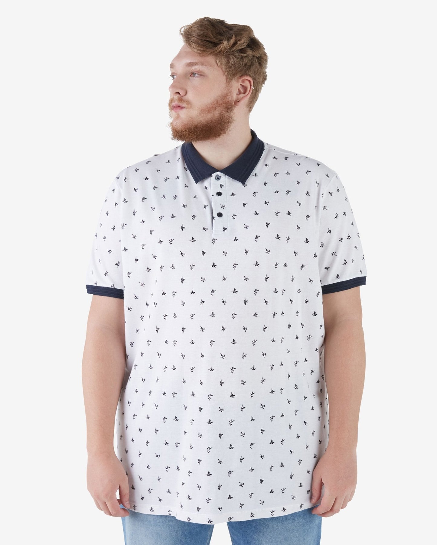 Camisa polo branca plus size em piqué