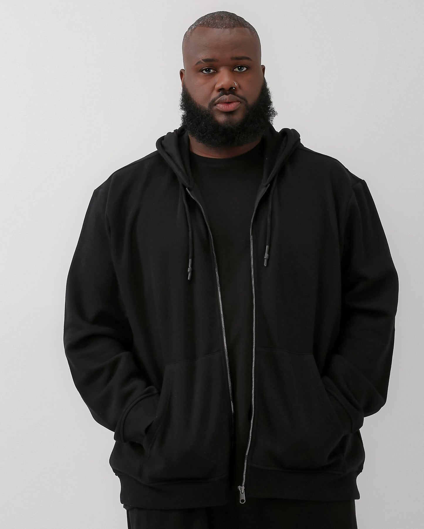 Moletom com capuz preto plus size Original Plus by Riachuelo