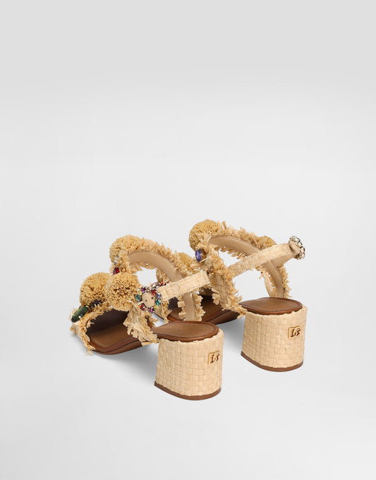 Sandali ricamati con frange